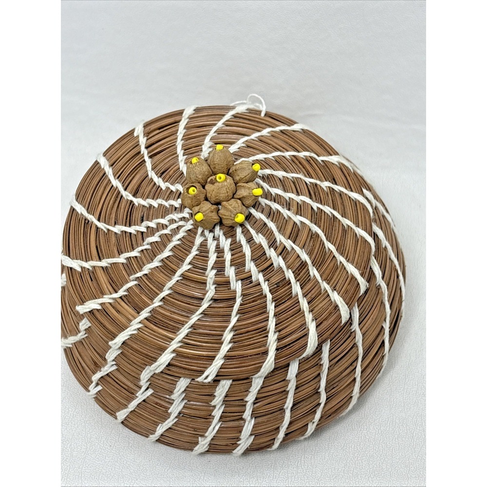 VTG Handmade Pine Needle Basket W/Lid Lumbee Indian Artist Loretta O. Oxandine - Picture 2 of 7
